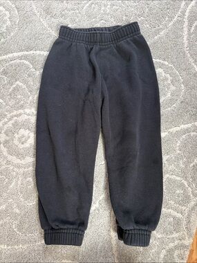 Kids Black Fleece sweatpants